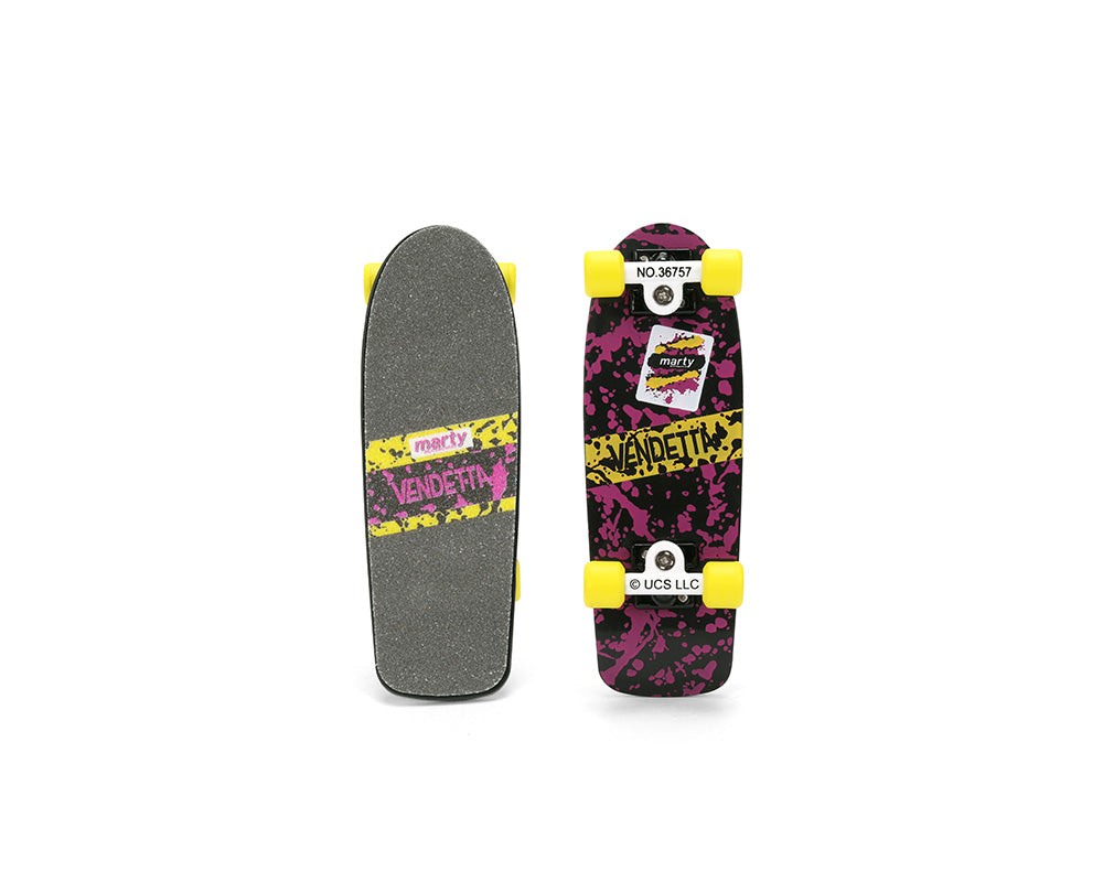 Jada 1:24 1985 Toyota SR5 Pickup and Marty’s Skateboard – Back To The Future – Hollywood Rides