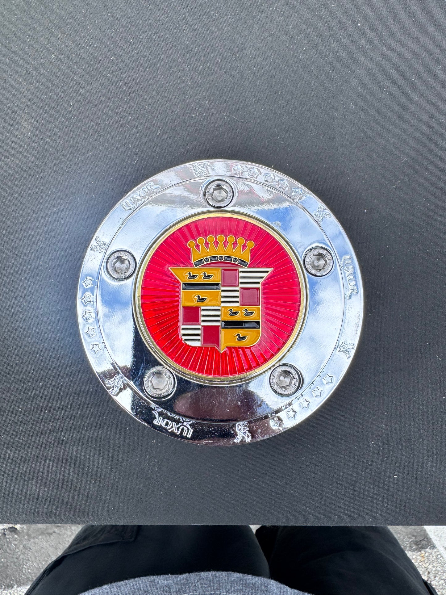 Cadillac Wire Wheel Chips